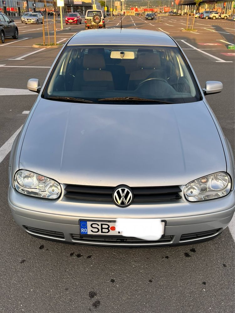 Volkswagen Golf 2002