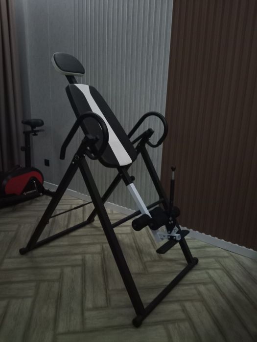 Inversiya stoli — orqa va bel sog‘lig‘ingiz uchun mukammal yechim.