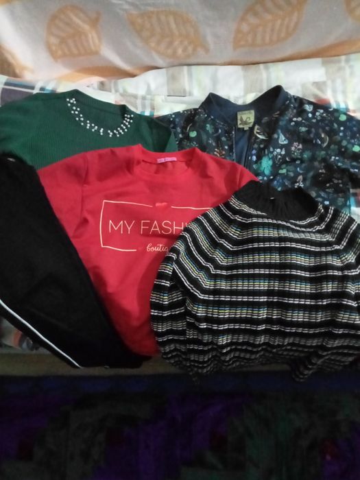 Кофты 42/44, Брюки 27 размеры,  в отличном состоянии по 1500