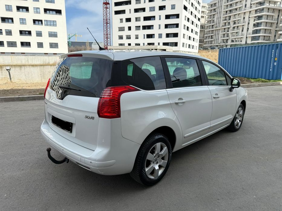 Peugeot 5008 1.6 Vti 120 cp GPL