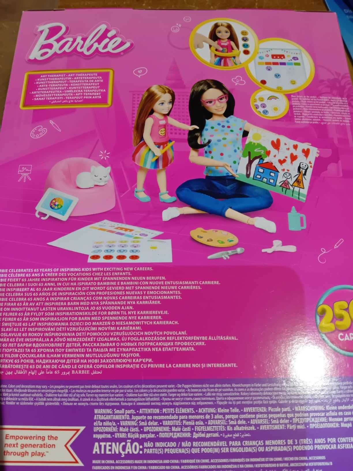 Комплект за игра Barbie Art Therapy с кукла терапевт, малка кукла