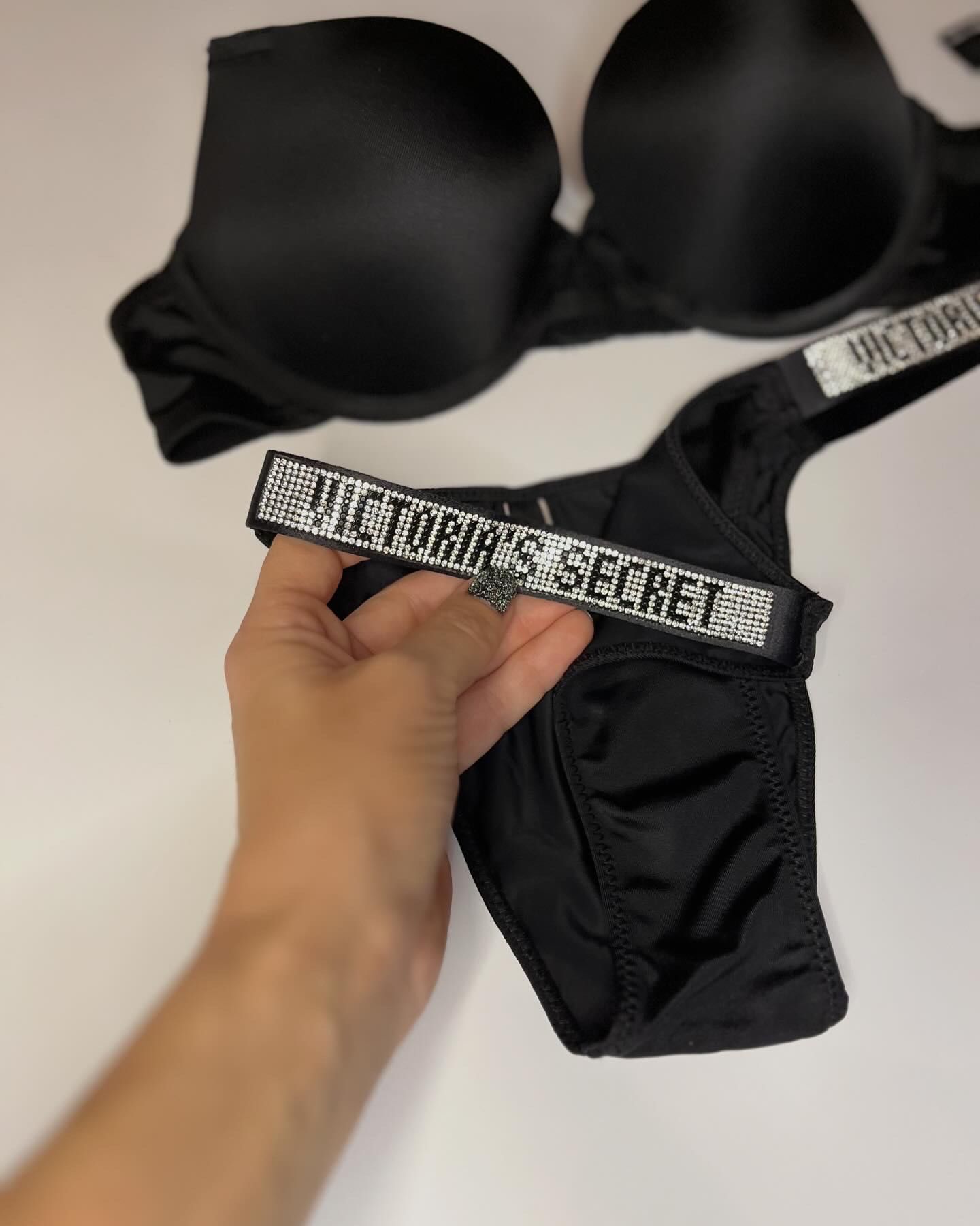 Комплект бельо Victoria's secret