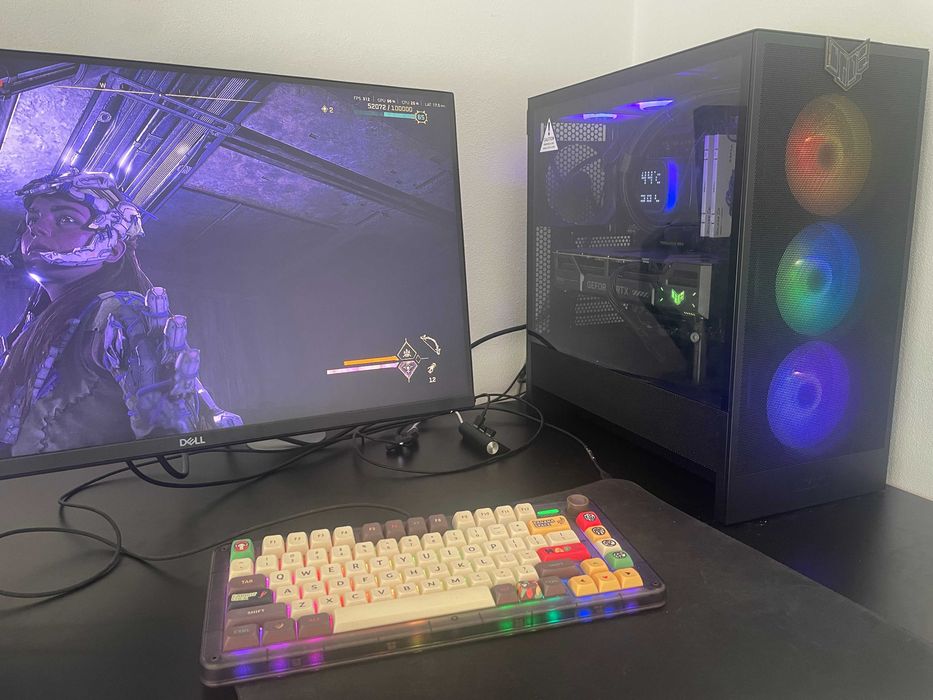 PC Gaming Ryzen 7 9800x3D, Asus TUF RTX5070TI, 32 GB RAM