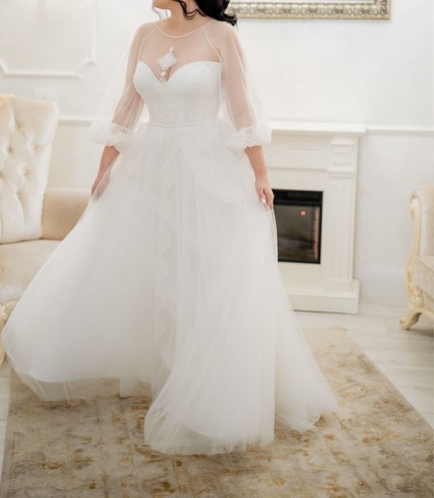 Vand/inchiriez rochie de mireasa - LETITIA LELE - unicat - impecabila