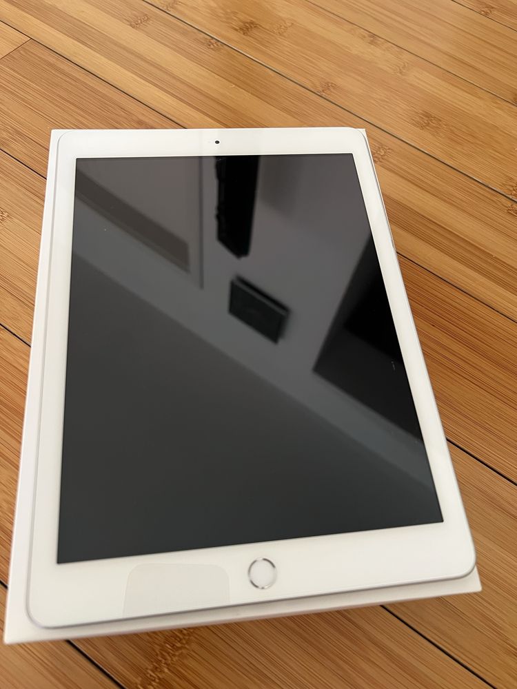 Ipad(6th Gen) Wi-fi+Cell