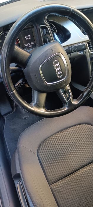 Vând Audi A4 2.0 TDI