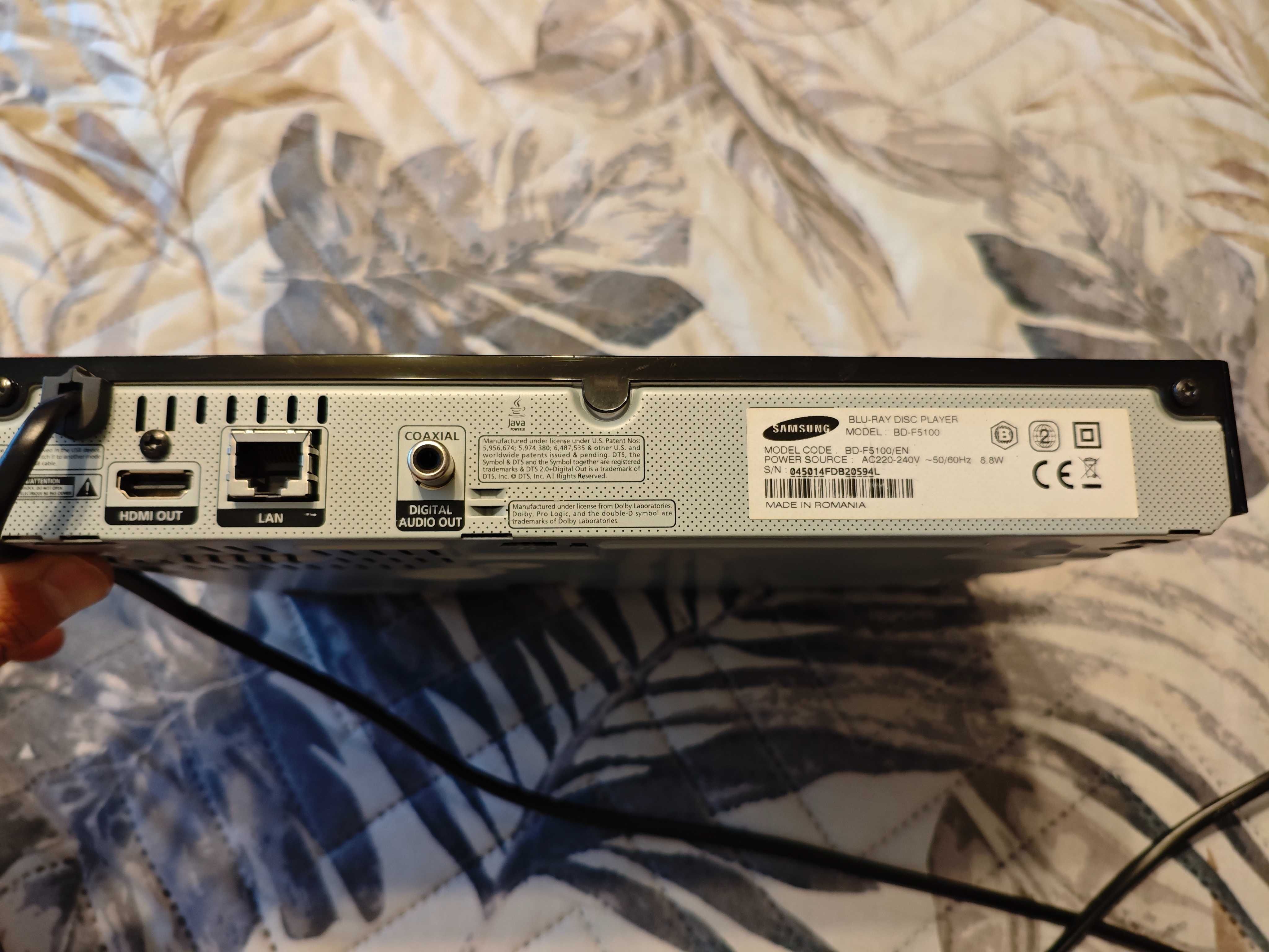 Samsung BD-F5100 Networking Blu-ray & DVD Player
