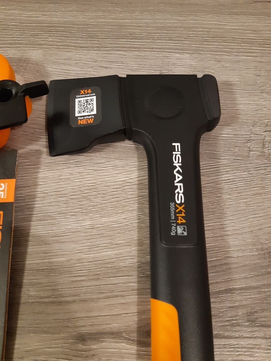 Toporas Fiskars X 14 Universal Axe