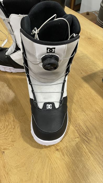 Bootsi de snowboard dc albi 43