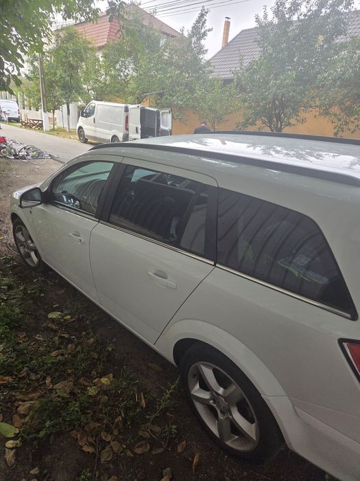 Opel Astra H 2011 1.7 diesel
