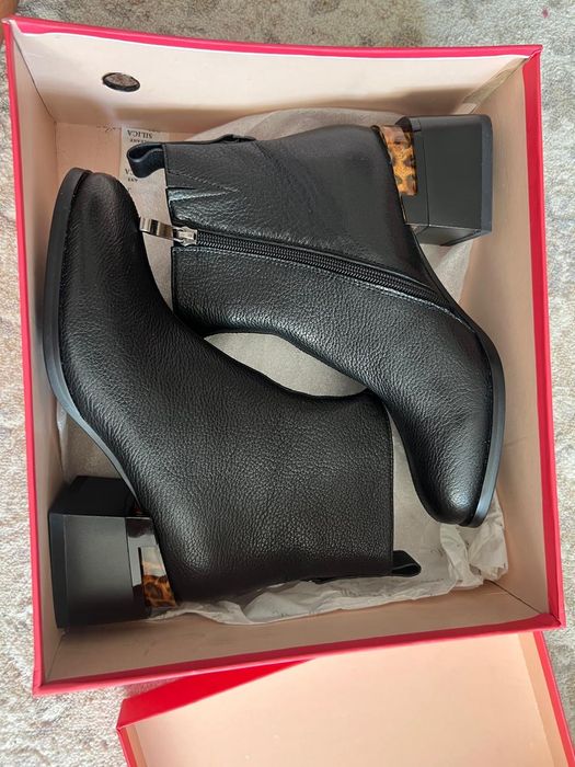 Кожаные полусапожки, 36 размер