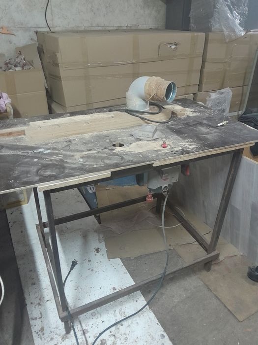 Продам стол под. ручной фрезер