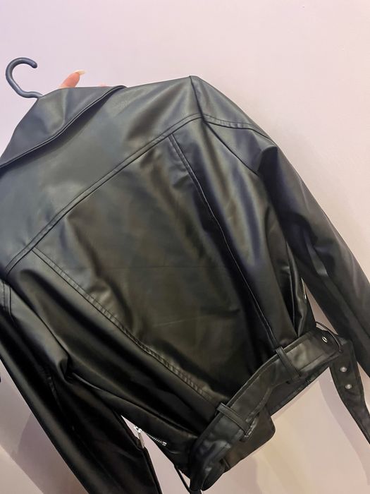 Дамско кожено яке