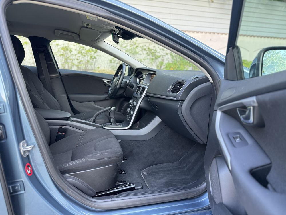 VOLVO V40 1.6 Diesel  2014 178k km