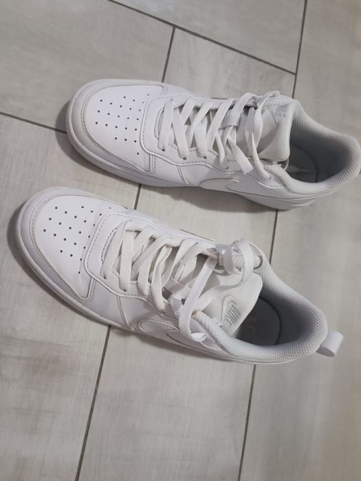 Adidași Nike 38...
