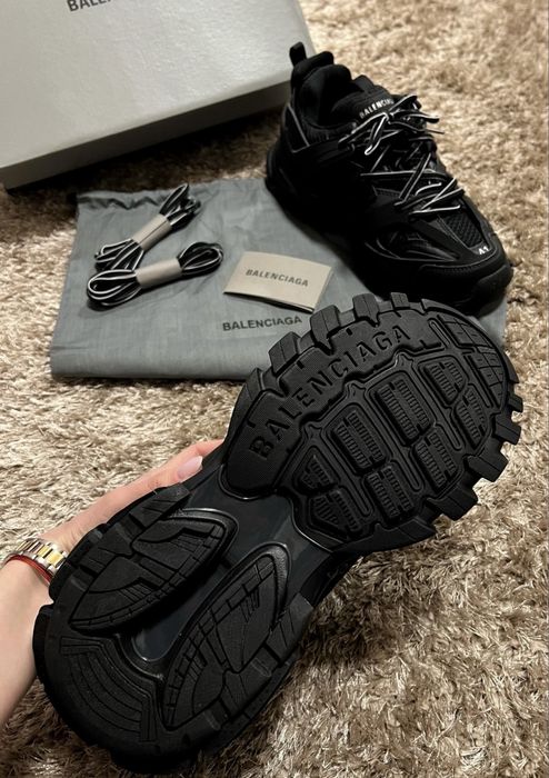 Унисекс Balenciaga Track 38