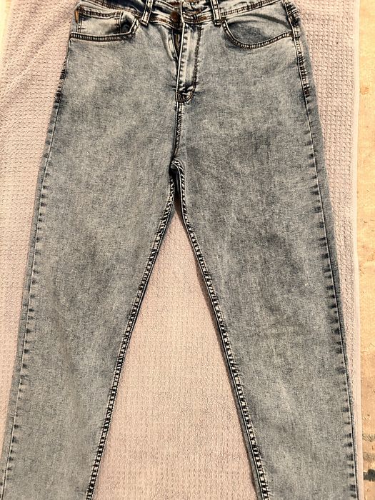 Джинсы 7000 +футболка armani