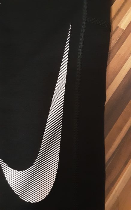 (L 147-158) nike Tech fleece оригинална горница(69лв) термоклин(40лв)