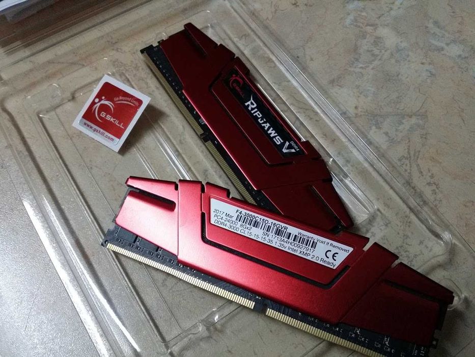 Продавам RAM памет G.Skill RipJawsV 2x8GB DDR4-3000 CL15