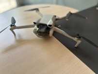 Продавам DJI Mini 3