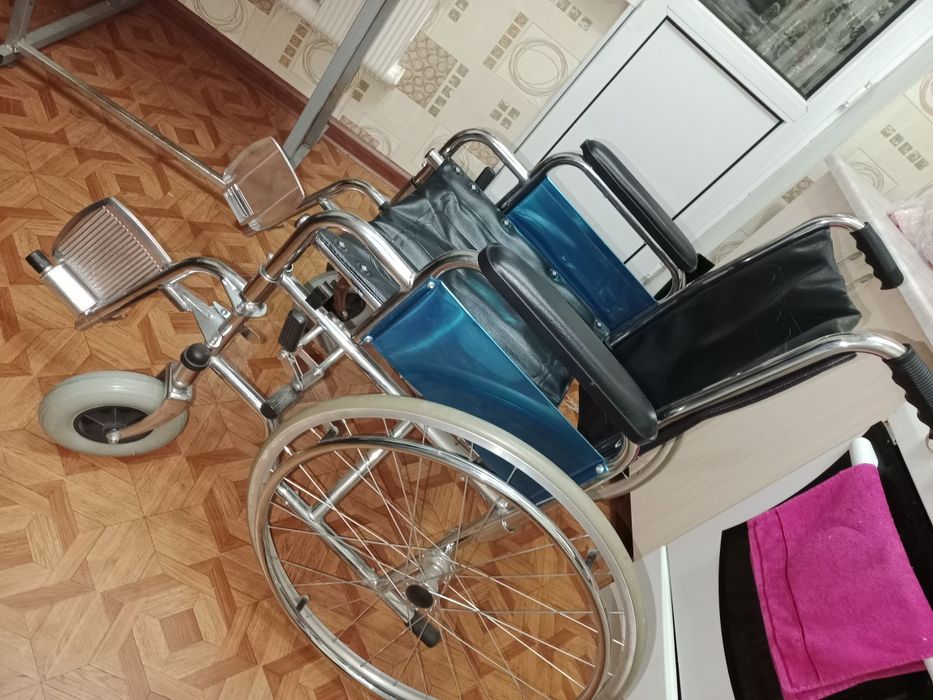 Инвалидная коляска