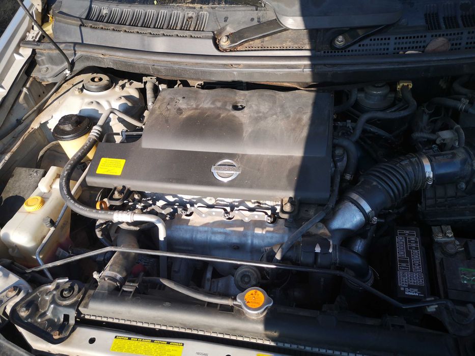 Продавам Nissan Almera Tino 2.2/136 к. с. на части.
