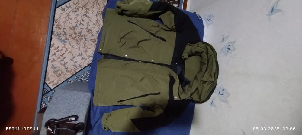 Мужская новая куртка