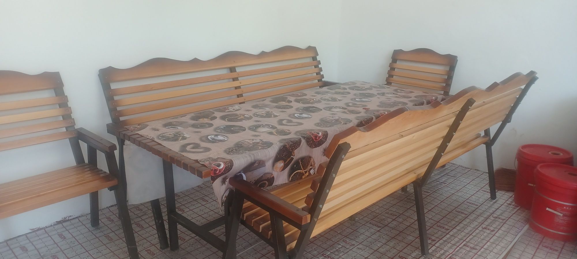 Uy jihozlari sotiladi stenka kravat Spalni shaflar ham bor barchsi sot