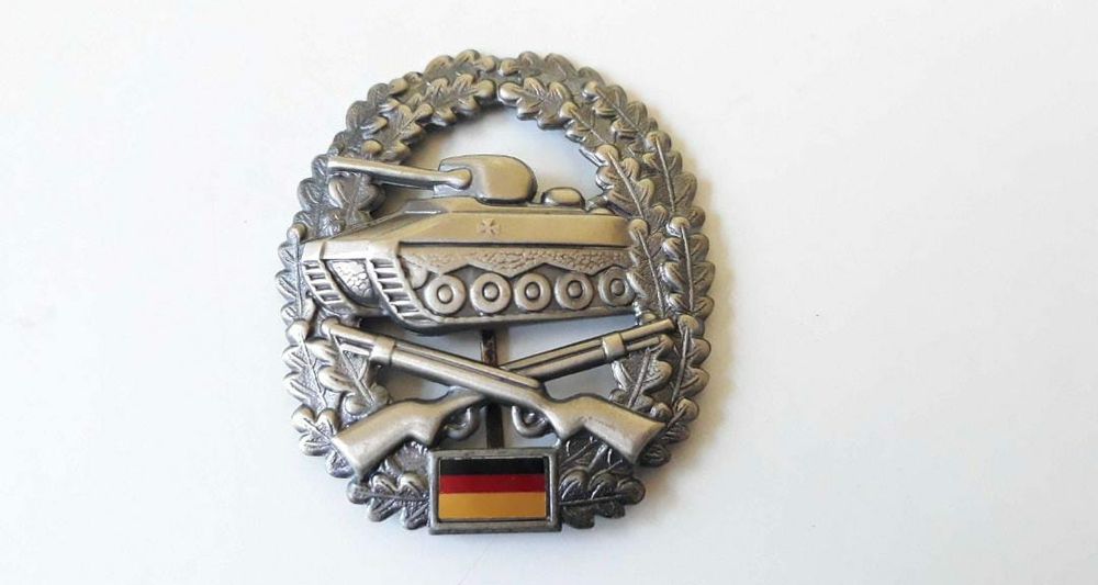 2 Insigne Armata Germana Tanchisti