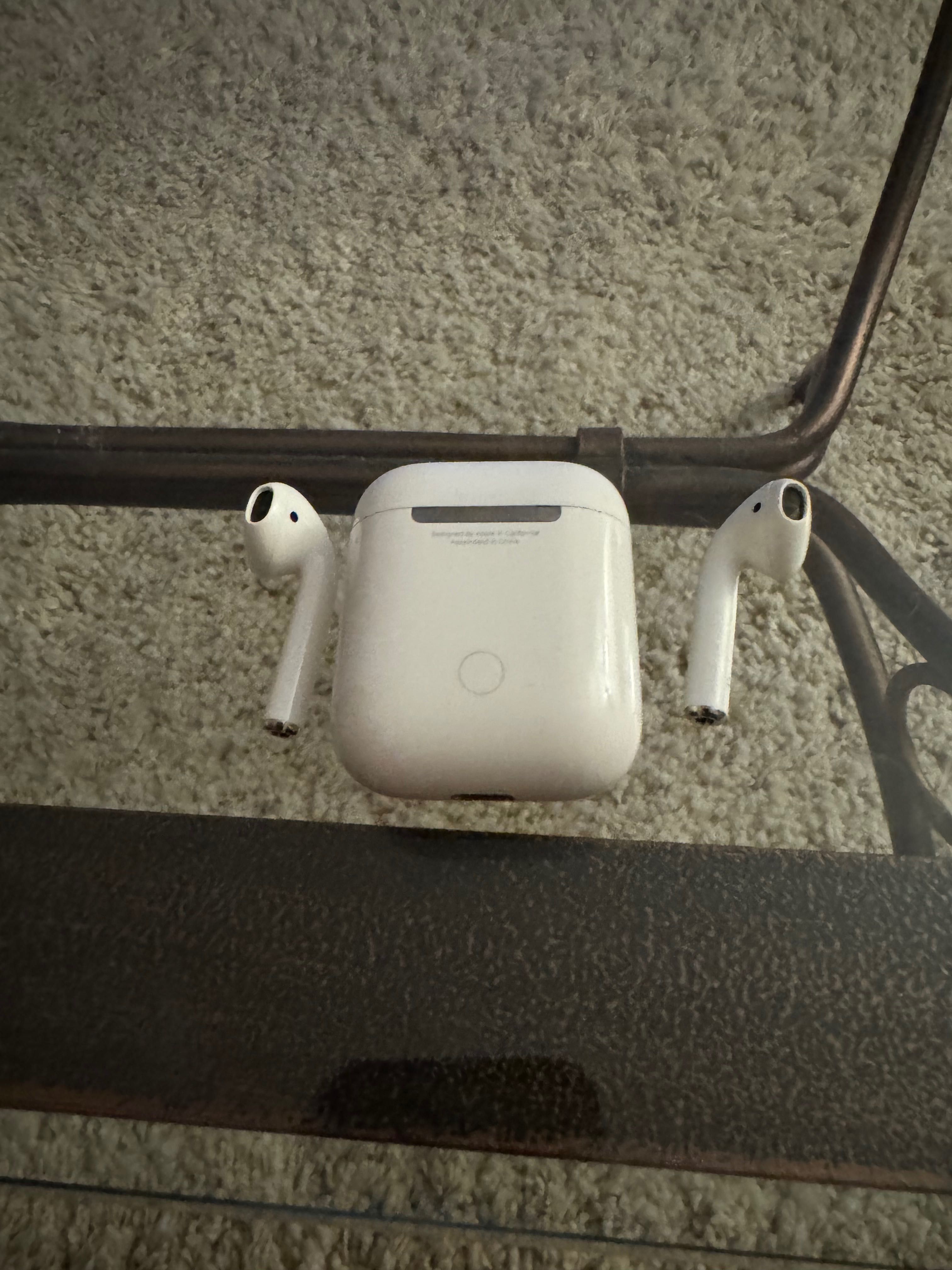 Casti Apple Airpods 100% originale, cu defect