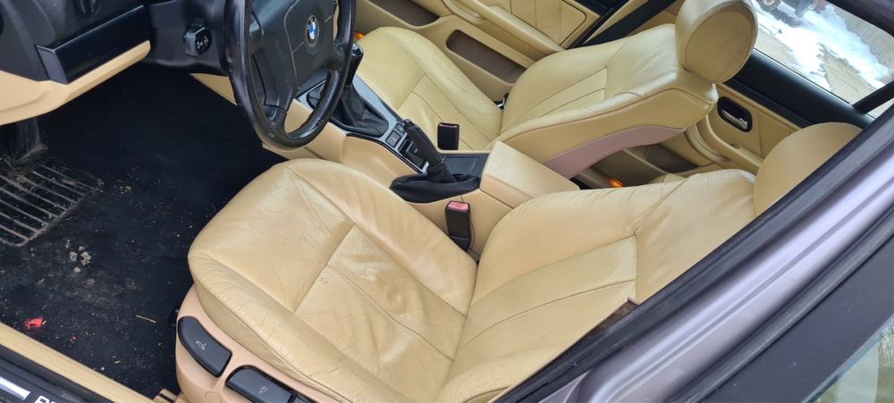 Продавам BMW E39 528i на части