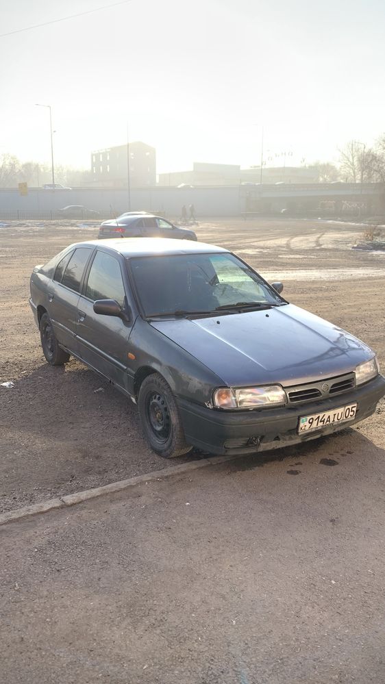 Nissan primera 2L