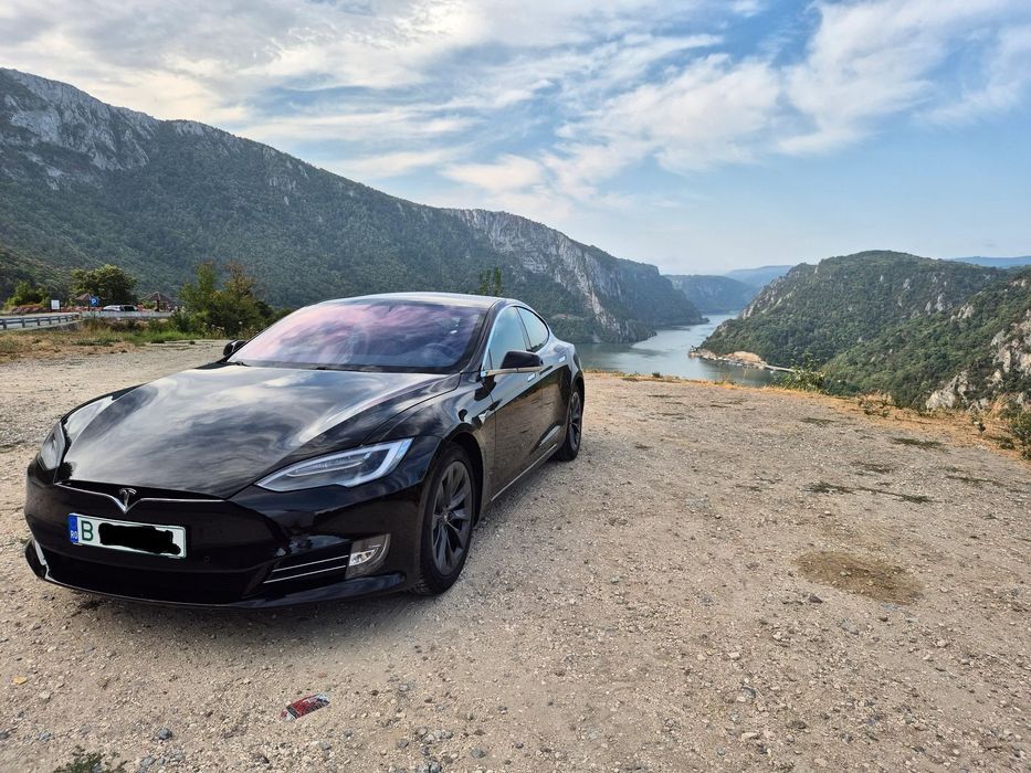 Tesla Model S Tesla Model S Dual Motor 75D