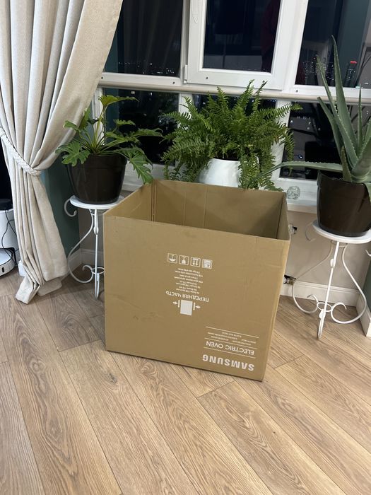 Отдам даром коробку