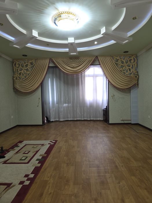 Продается 5и комнатная квартира в Яшнабадском районе