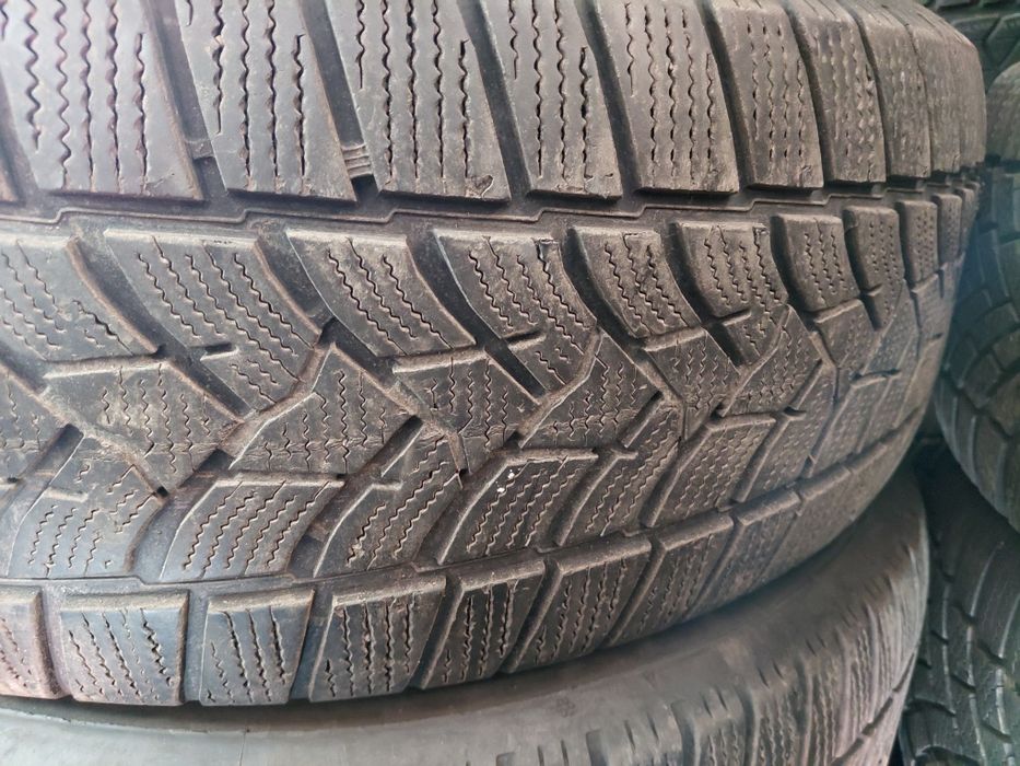 235/60/18" Dunlop 4бр.гуми