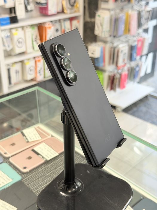 Samsung Z Fold 7 256GB 256GB Технополис Гаранция!