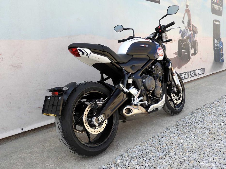 Promo Triumph Trident 660 Triple Tribute Edition MY2024 | Rate