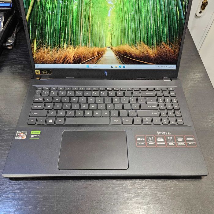 Hope Amanet P8 Laptop Gaming Acer Nitro V15 / RTX 4050