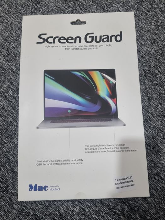 Защитная плёнка и накладка для MacBook Pro 13