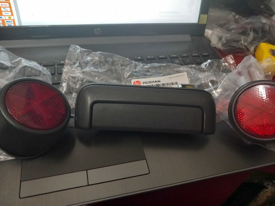 Maner oblon mitsubishi l200