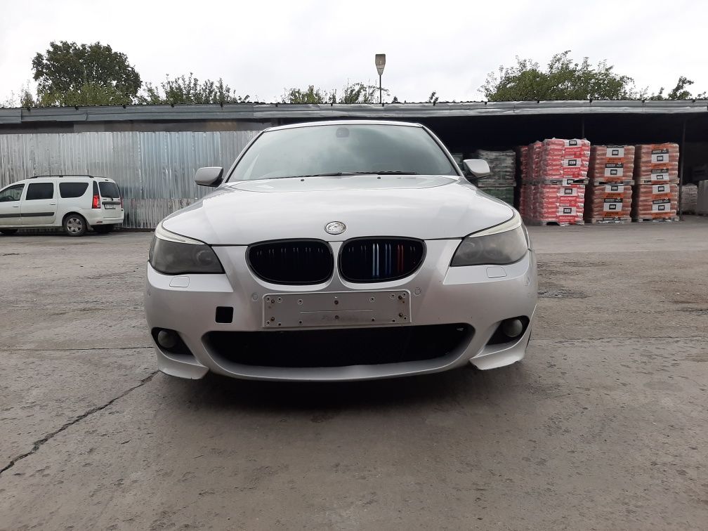 Capota bmw e60 pe diferite culori