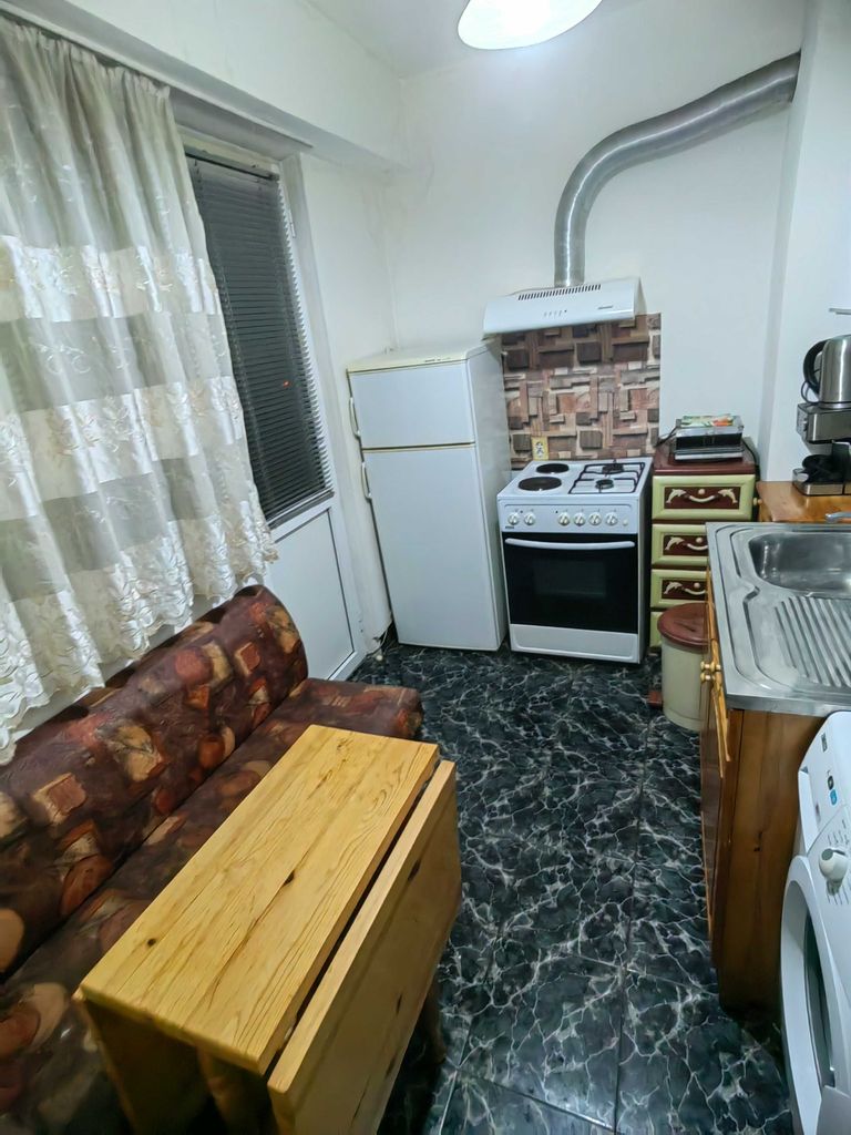 Продава се Едностаен апартамент в Етрополе - 44 кв.м за 928 €/кв.м - Снимка #3