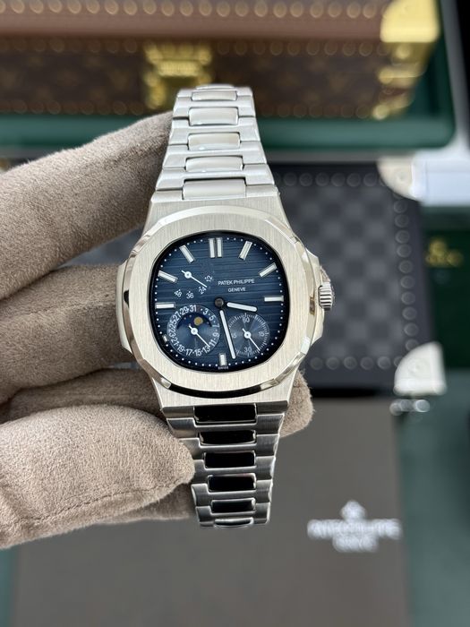 Patek Philippe Nautilus