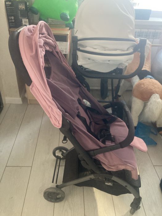 Коляска прогулочная