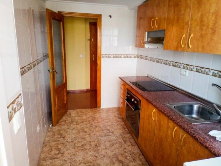 Аренда 1 ком квартира, по часам по суточно р/ н 8 мкр  ХБК , Р/  АЛТА