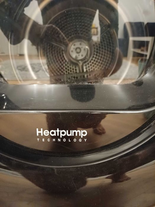 Uscator de rufe cu pompă de căldură