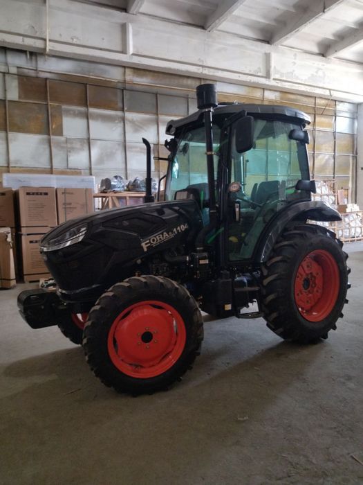 Трактор Fora 304 кабина