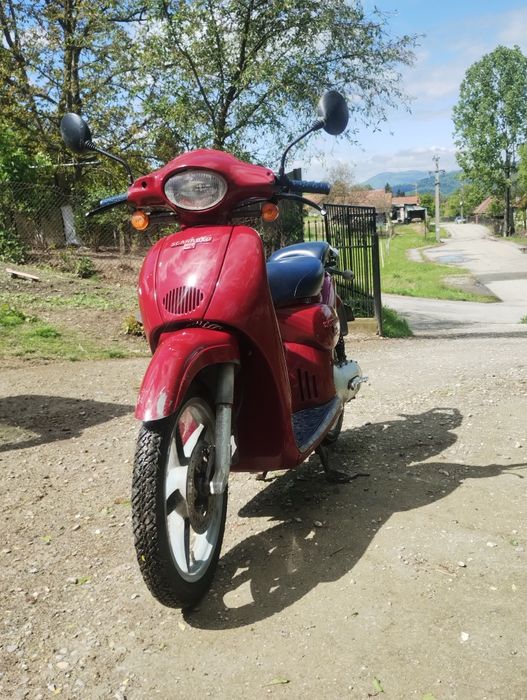 Vând scuter Scarabeo Aprilia
