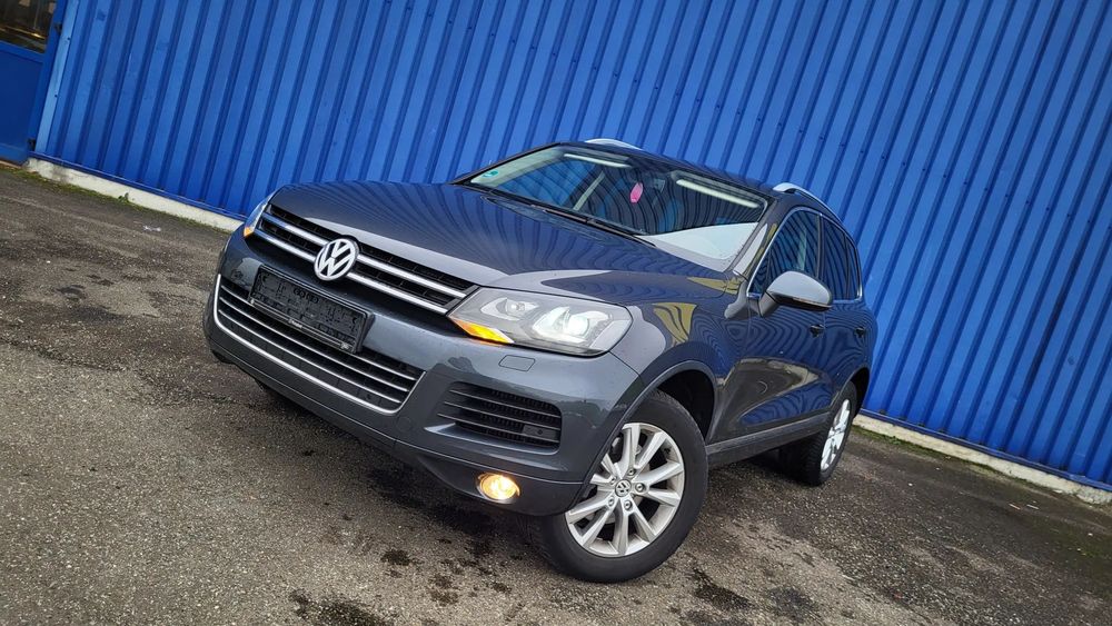 Volkswagen Touareg V6 TDI 3.0 TDI 239Cp DSG 4Motion Navi Bi-Xenon Led Piele Suspensie AER